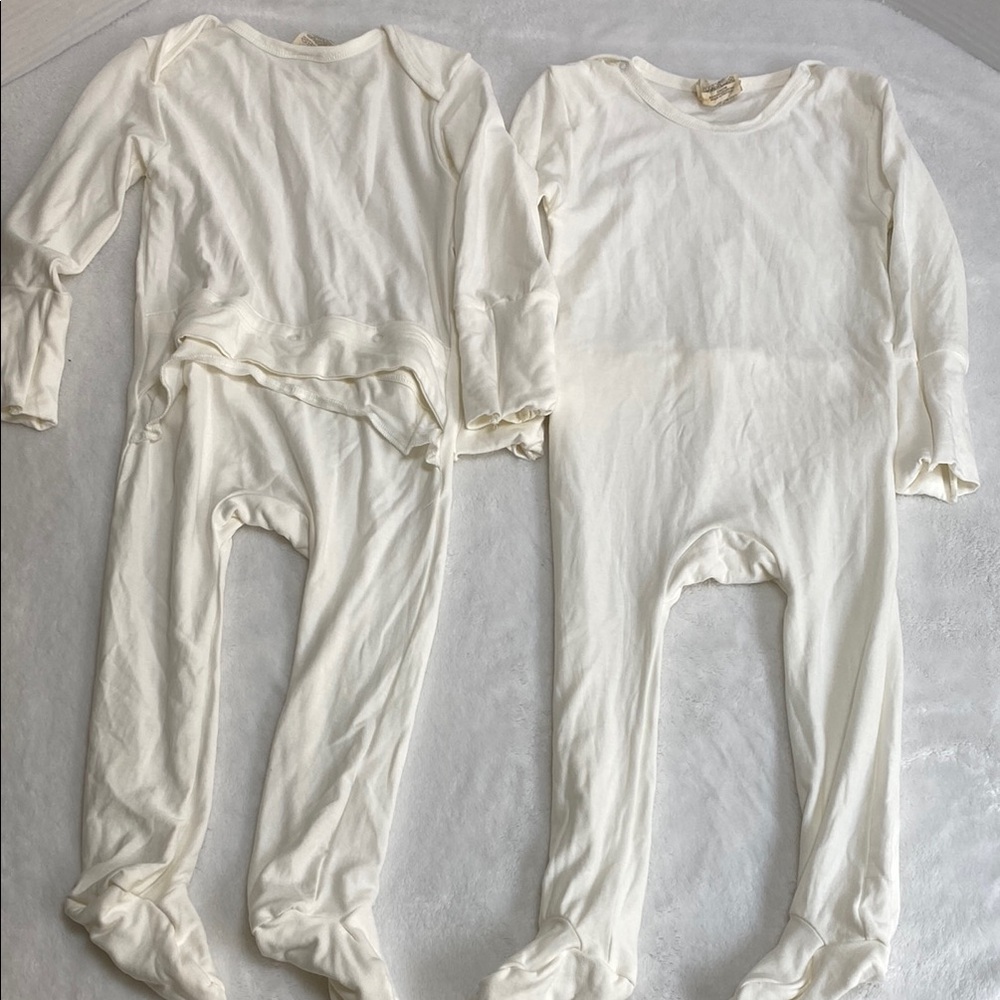 Cream Footed Baby Pajamas Size 9-12M
